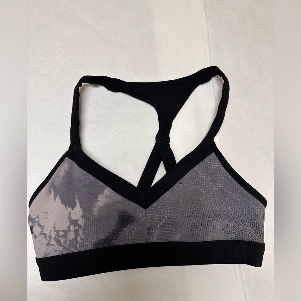ALO Yoga Black and Gray Racerback Sports Bra